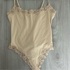 SKIMS Cream/tan Lace Fits Everybody Bodysuit